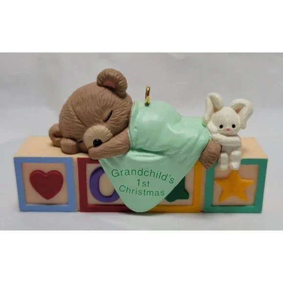 1995 Hallmark Keepsake Ornament GRANDCHILD'S FIRST CHRISTMAS Teddy Bear Sleep - Picture 2 of 16